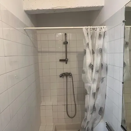 Sunugaal - T2 46m2 ホームステイ *